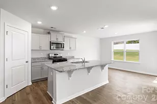 51 Caroline Vly Ln, Hendersonville, NC 28792 - Photo 5