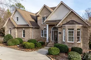 2301 Willow Creek Dr, Newton, NC 28658 - Photo 1