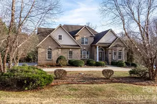 2301 Willow Creek Dr, Newton, NC 28658 - Photo 3