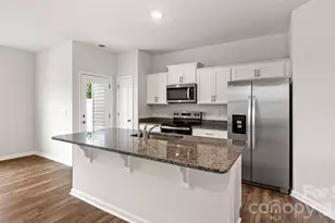 13 Caroline Vly Ln, Hendersonville, NC 28792 - Photo 3