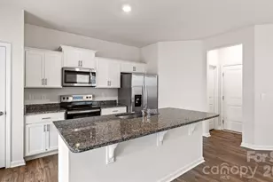 13 Caroline Vly Ln, Hendersonville, NC 28792 - Photo 7