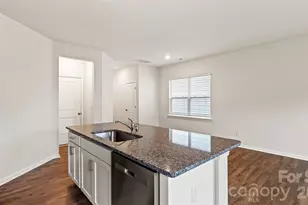 13 Caroline Vly Ln, Hendersonville, NC 28792 - Photo 9