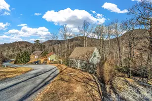 387 Goodview Dr, Hendersonville, NC 28792 - Photo 45