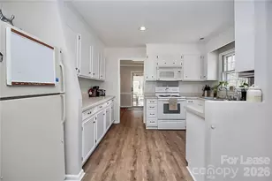 8729 Timbercrest Cir, Charlotte, NC 28226 - Photo 13