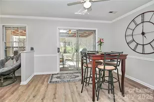 8729 Timbercrest Cir, Charlotte, NC 28226 - Photo 11