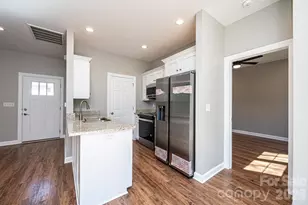 1314 39th St Cir SW, Hickory, NC 28602 - Photo 17