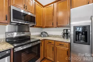 5505 Tipperlinn Way, Charlotte, NC 28278 - Photo 7