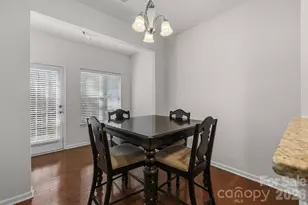 5505 Tipperlinn Way, Charlotte, NC 28278 - Photo 9