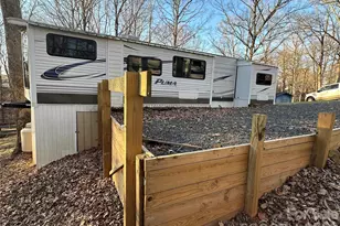 121 Sparrow Ln, New London, NC 28127 - Photo 31