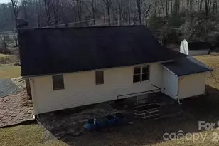 212 Old Dale Rd, Spruce Pine, NC 28777 - Photo 11