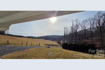 212 Old Dale Road, Spruce Pine, NC 28777 - Photo 5