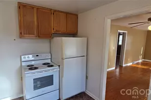 212 Old Dale Rd, Spruce Pine, NC 28777 - Photo 15