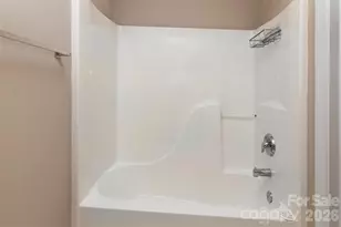 2425 Ryerson Ct, Charlotte, NC 28213 - Photo 19