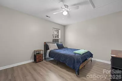 1055 19th Street NE, Hickory, NC 28601 - Photo 13