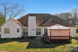 12408 Sandringham Pl, Charlotte, NC 28262 - Photo 43