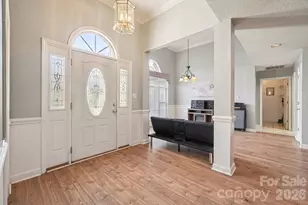 12408 Sandringham Pl, Charlotte, NC 28262 - Photo 3