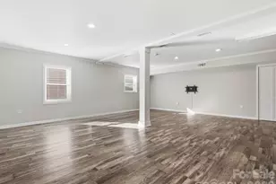 6801 Starcrest Dr, Charlotte, NC 28210 - Photo 25