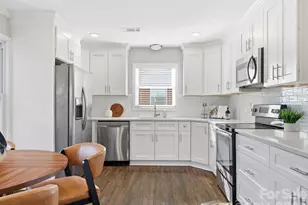 6801 Starcrest Dr, Charlotte, NC 28210 - Photo 5