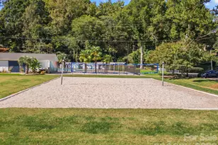 6801 Starcrest Dr, Charlotte, NC 28210 - Photo 33