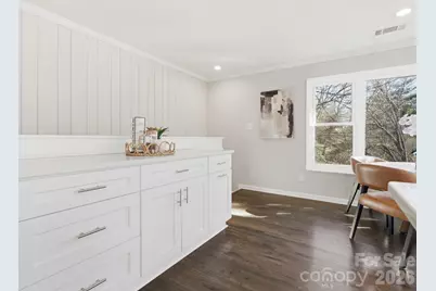 6801 Starcrest Drive, Charlotte, NC 28210 - Photo 11