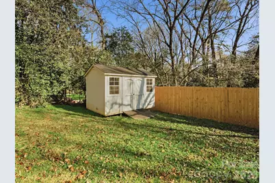 6801 Starcrest Drive, Charlotte, NC 28210 - Photo 29