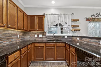 1913 Thorn Crest Drive, Waxhaw, NC 28173 - Photo 9