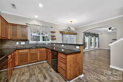 1913 Thorn Crest Drive, Waxhaw, NC 28173 - Photo 7