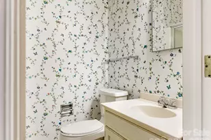 2750 Loch Ln, Charlotte, NC 28226 - Photo 33