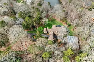 2750 Loch Ln, Charlotte, NC 28226 - Photo 3