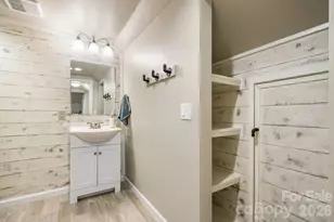 2533 Lail Rd, Morganton, NC 28655 - Photo 21