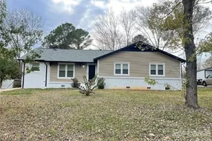 6226 Coach Hill Ln, Charlotte, NC 28212 - Photo 1