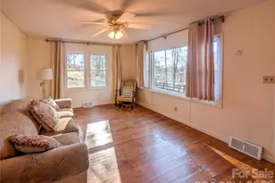 97 Tom Sparks Rd, Spruce Pine, NC 28777 - Photo 11