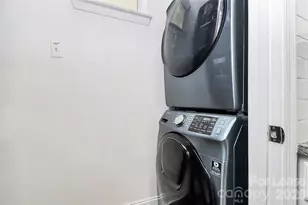 558 Oakland Ave, Charlotte, NC 28204 - Photo 23