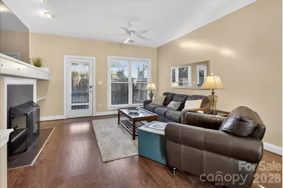 1049 Park West Drive, Charlotte, NC 28209 - Photo 9