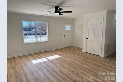 2109 Kyle Court SE, Conover, NC 28613 - Photo 3