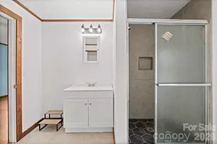 7400 Corn Hill Rd, Connelly Springs, NC 28612 - Photo 15