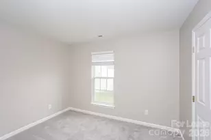 12013 Cheviott Hill Ln, Charlotte, NC 28213 - Photo 13