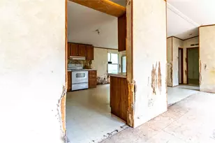 190 Pinewood Knoll Dr, Hendersonville, NC 28739 - Photo 5