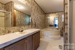 190 Pinewood Knoll Dr, Hendersonville, NC 28739 - Photo 7