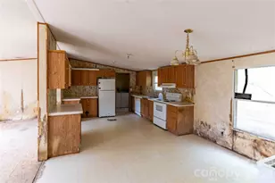 190 Pinewood Knoll Dr, Hendersonville, NC 28739 - Photo 3