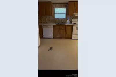 190 Pinewood Knoll Drive, Hendersonville, NC 28739 - Photo 3