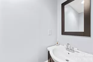 5244 Hickory Knoll Ln, Mount Holly, NC 28120 - Photo 31