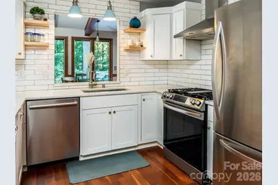 30 Falcon Wood Way, Hendersonville, NC 28739 - Photo 9