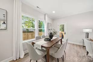 109 N Smallwood Pl, Charlotte, NC 28216 - Photo 9