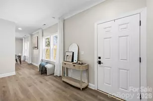 109 N Smallwood Pl, Charlotte, NC 28216 - Photo 3