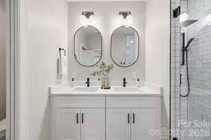 109 N Smallwood Pl, Charlotte, NC 28216 - Photo 13