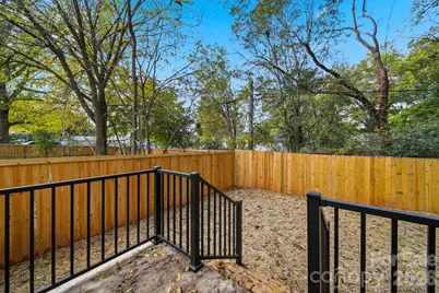 109 N Smallwood Place, Charlotte, NC 28216 - Photo 43