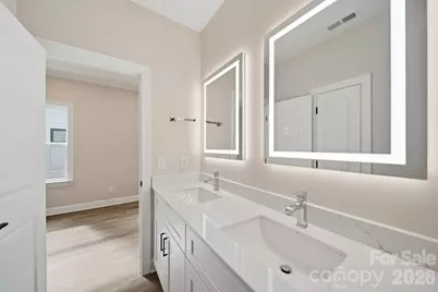 109 N Smallwood Place, Charlotte, NC 28216 - Photo 23