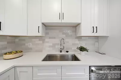 109 N Smallwood Place, Charlotte, NC 28216 - Photo 19