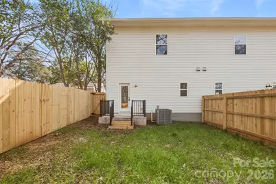 109 N Smallwood Place, Charlotte, NC 28216 - Photo 23